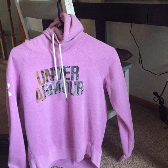light purple under armour women’s sweatshirt - Picture 4 of 5